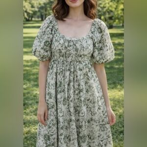Aureum Green Woodland Floral Dress Size M Medium Puff Sleeve Midi Fit Flare